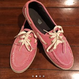 SPERRY TOPSIDERS. W 10 / M 8.5.